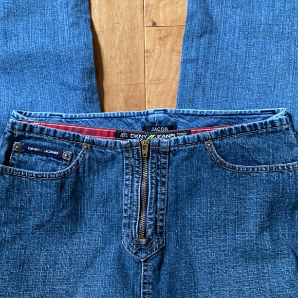 DKNY Women's Denim Skirt  Sz 4 - Picture 9 of 10